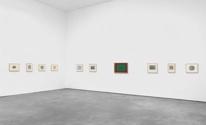 Exhibition view: Giorgio Morandi and Josef Alberts, Never Finished, David Zwirner, 20th Street, New York (7 January–27 March 2021). Courtesy David Zwirner.
