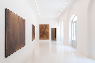 Exhibiton view: Leonardo Anker Vandal, In a landscape, Cadogan Gallery, Milan (5–28 July 2023). Courtesy Cadogan Gallery.