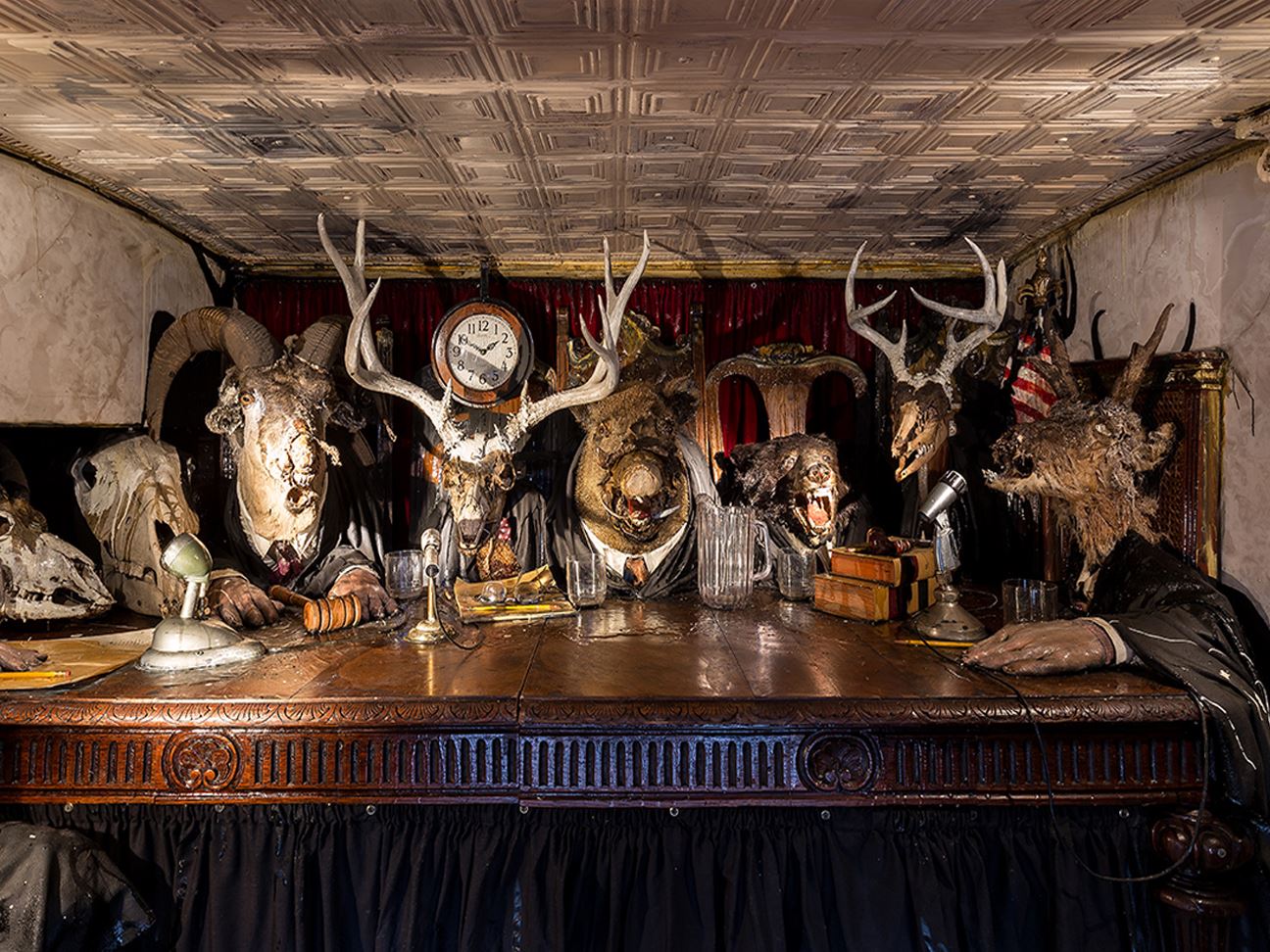 Armory Selects Kienholzs' Taxidermy Supreme Court for Platform