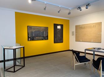 Exhibition view: Tàpies Today, Galeria Mayoral, Paris (February 6 – July 24, 2020). Courtesy Galeria Mayoral.