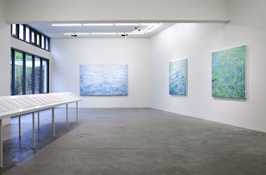 Exhibition view: Meng Huang, BO (Waves), Urs Meile, Lucerne (26 April–3 August 2018). Courtesy the artist and Galerie Urs Meile.