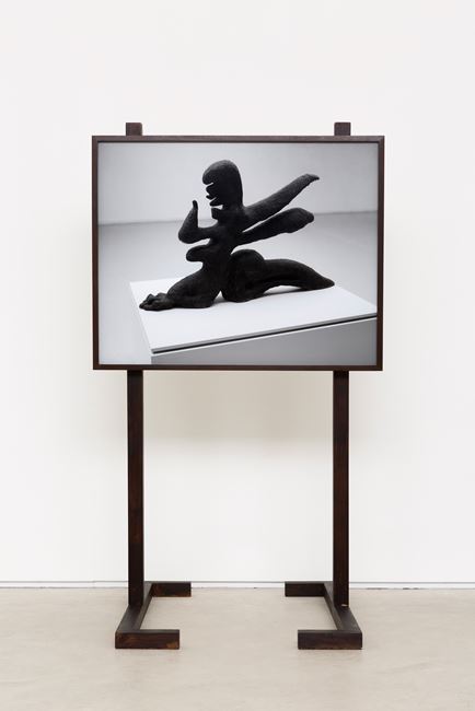 Escultura Negra I by Luiz Roque contemporary artwork