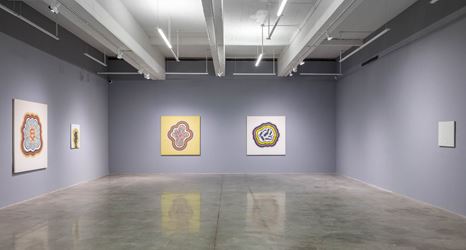 Exhibition view: Kim Tschang-Yeul, New York to Paris, Tina Kim Gallery, New York (24 October 2019–25 January 2020). Courtesy Tina Kim Gallery.