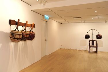 Exhibition view: Chen Zhen, DE SARTHE, Hong Kong (11 November 2011–7 January 2012). Courtesy DE SARTHE.