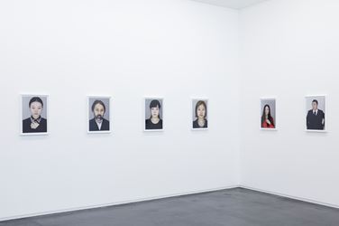 Risaku Suzuki, Mirror Portrait, Exhibition view at Taka Ishii Gallery, Tokyo, Nov 26 – Dec 24, 2016. Photo: Kenji Takahashi, courtesy of Taka Ishii Gallery.
