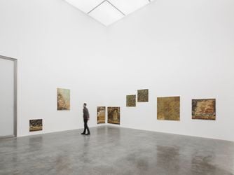 Exhibition view: Marguerite Humeau, White Cube, Bermondsey (5 April–21 May 2023). Courtesy White Cube.