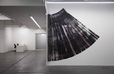 Exhibition view: Bernar Venet, IN RELATION: PERFORMANCE / SCULPTURE / PAINTING, de Sarthe, Hong Kong (26 March–18 May, 2019). Courtesy de Sarthe.