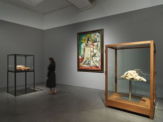 Exhibition view: Louise Bourgeois & Pablo Picasso, Anatomies of Desire, Hauser & Wirth, Zürich (9 June–14 September 2019). © The Easton Foundation / Succession Picasso / 2019, ProLitteris, Zurich. Courtesy the The Easton Foundation, Succession Picasso and Hauser & Wirth.