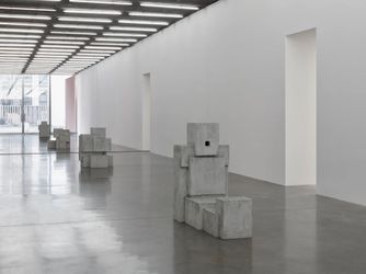 Exhibition view: Antony Gormley, Body Politic, White Cube, London (22 November 2023–28 January 2024). Courtesy Antony Gormley and White Cube.