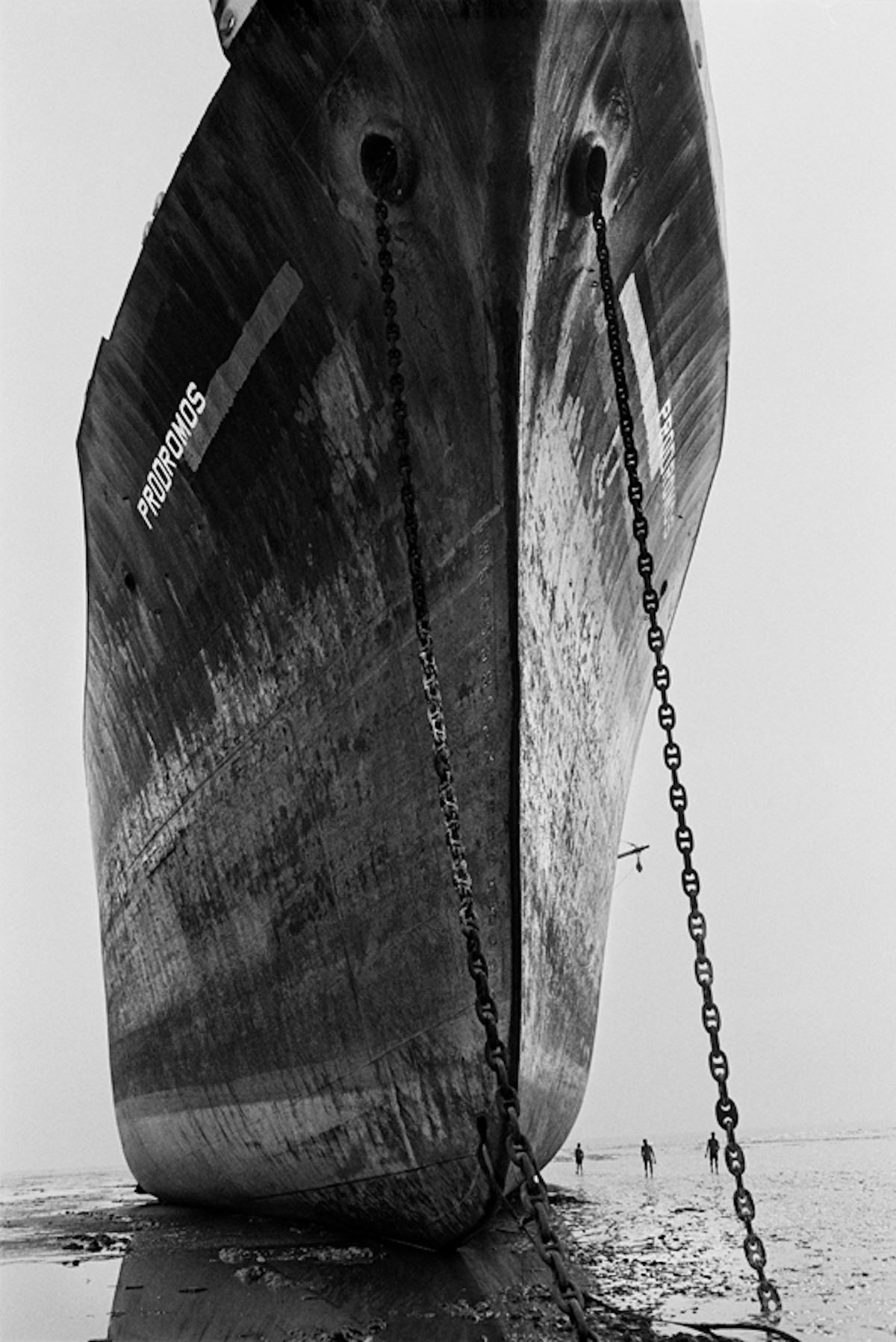Shipbreaking, Chittagong, Bangladesh, 1989 by Sebastião