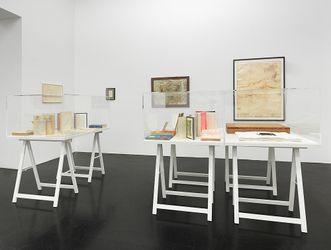 Exhibition view: Dieter Rot, 2 Probleme unserer Zeit, Galerie Buchholz, Cologne (28 January–12 March 2022). Courtesy Galerie Buchholz.