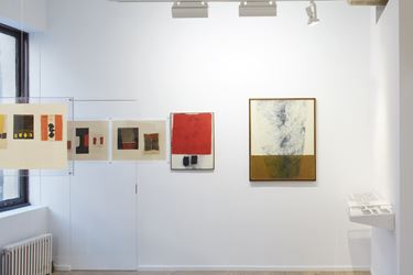 Exhibition view: Tomie Ohtake, At Her Fingertips, Galeria Nara Roesler, New York (1 November–22 December 2018). Courtesy Galeria Nara Roesler.