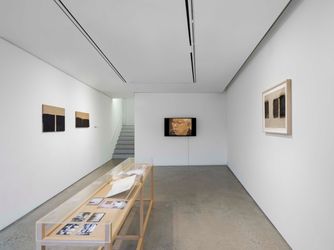 Exhibition view: Yun Hyong-keun, Yun/Paris/Yun, PKM Gallery, Seoul (2 May–29 June 2024). Courtesy PKM Gallery.