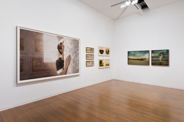 Exhibition view, Roslyn Oxley9 Gallery Booth, Cairns Indigenous Art Fair 2021 (10–20 November 2021). Photo: Luis Power.