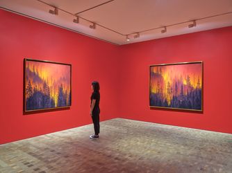 Exhibition view: Nicolas Party, Red Forest, Hauser & Wirth, Hong Kong (30 June–24 September 2022). © Nicolas Party Courtesy the artist and Hauser & Wirth