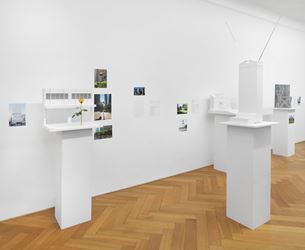 Exhibition view: Isa Genzken, Projects for Outside, Galerie Buchholz, Berlin (27 November 2018–26 January 2019). Courtesy Galerie Buchholz.