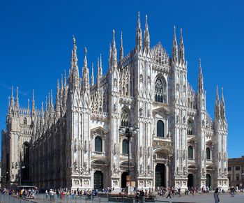 View galleries in Milan