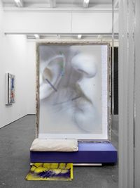 Birdzhands and’US(A) by David Douard contemporary artwork installation