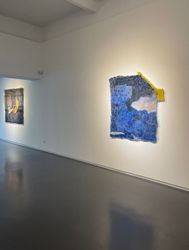 Exhibition view: Neha Vedpathak, I Dwell in Possibility, Sundaram Tagore, Singapore (4 June–6 August 2022). Courtesy Sundaram Tagore.