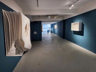 Exhibition view: Angela Glajcar, Scale Matters, Karin Weber Gallery, Hong Kong (5 May–4 June 2022). Courtesy Karin Weber Gallery. 