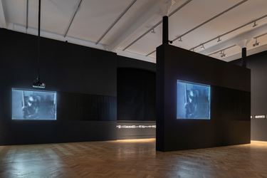 Exhibition view: Acconci Studio, FAULT-LINE-ON-5, Pace Gallery, London (27 August–14 September 2019). Courtesy Pace Gallery.