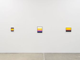 Exhibition views: Norman Zammitt, Band Paintings, 1973–1992, Karma, Los Angeles (10 November 2023–6 January 2024). Courtesy Karma, Los Angeles/New York.