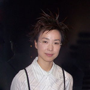 Debbie Han's Art For Sale, Exhibitions & Biography | Ocula Artist
