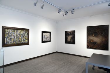 Exhibition view: Maria Helena Vieira da Silva, Juana Francés, Resurgent Light, Galeria Mayoral, Paris (20 January–2 April 2022). Courtesy Galeria Mayoral.