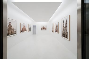 Exhibition view: Markus Brunetti, Axel Vervoordt Hong Kong (8 June–26 August 2017). Courtesy of the artist and Axel Vervoordt Gallery.
