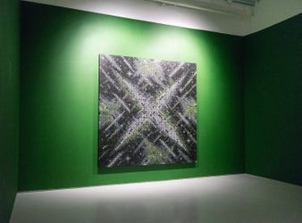 Exhibition view: Ding Yi, Stars Crossed, ShanghART Singapore (14 January–13 March 2022). Courtesy ShanghART.