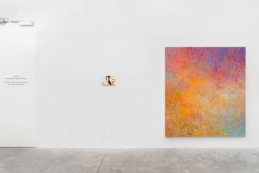 Exhibition view: Group Exhibition, The Wall: Claire Decet, Guillaume Gelot and Jean-Baptiste Bernadet, Almine Rech, Brussels (8 December 2022–14 January 2023). Courtesy Almine Rech. Photo: Hugard and Vanoverschelde Photography.