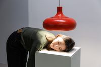 Roast yourself under the sun of Epicurus 在伊比鳩魯的陽光下烤自己 by Erwin Wurm contemporary artwork sculpture