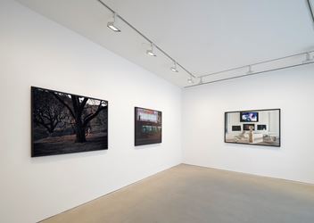 Exhibition view: Philip-Lorca diCorcia, David Zwirner, Hong Kong (10 September–12 October 2019). Courtesy David Zwirner.