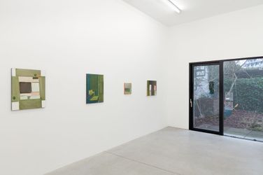 Exhibition view: Agnes Maes, Spaces and Landscapes, Kristof De Clercq Gallery, Ghent (20 February–27 March 2022). Courtesy Kristof De Clercq Gallery.