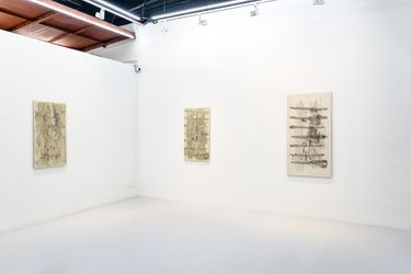 Exhibition view: Jonathan Nichols, The Inside of Painting, Yeo Workshop, Singapore (24 June–23 July 2023). Courtesy Yeo Workshop. Photo: Siobhan Yeow.