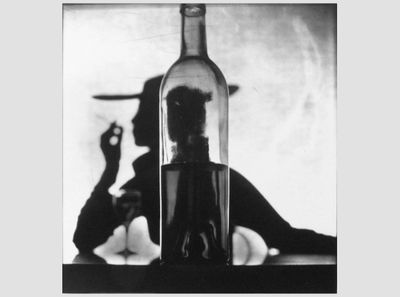 Irving Penn’s ‘Girl Behind Bottle’ Sells for $210,000 at Paris Photo