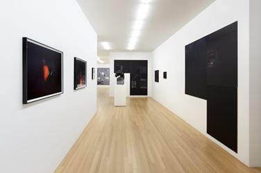 Exhibition view: Group Exhibition, Hölle, Galerie Buchholz, New York (20 September–27 October 2018). Courtesy Galerie Buchholz.