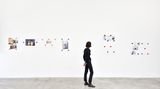 Contemporary art exhibition, Niele Toroni, Un tout de différences at Galerie Marian Goodman, Paris, France