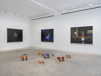 Exhibition view: Group Exhibition, Brilliant City, David Zwirner, Hong Kong (6 July–4 August 2018).  Courtesy  David Zwirner.
