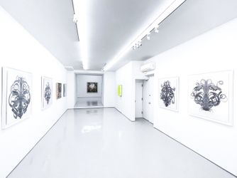 Exhibition view: Ji Zhou, Symbiosis, Eli Klein Gallery, New York (22 June–27 August 2022). Courtesy Eli Klein Gallery.