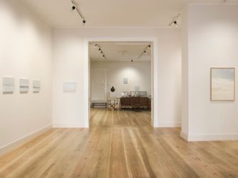 Exhibition view: Peter Bialobrzeski and Miwa Ogasawara, Übers Meer, Galerie Albrecht, Berlin (1–30 June 2022). Courtesy Galerie Albrecht.