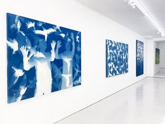 Exhibition view: Zhang Dali, Suffocation, Eli Klein Gallery, New York (19 May–19 August 2023). Courtesy Eli Klein Gallery.