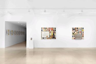 Exhibition view: Allen Ruppersberg, 25 Ways to Start Over, Greene Naftali, New York (2 May–15 June 2024). Courtesy Greene Naftali.