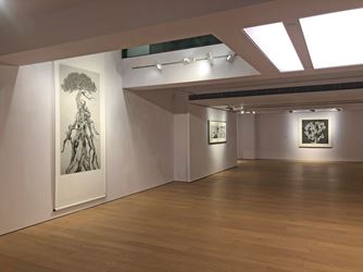 Exhibition view: Lee Chun-yi, Enriching Steles: Ink Art by Lee Chun-yi 豐碑：李君毅的水墨藝術, Alisan Fine Arts, Central, Hong Kong (14 November 2019–9 January 2020). Courtesy Alisan Fine Arts.