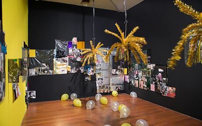 Jacqueline Fraser, The Making of Wall Street 2015, 2015, Exhibition view, Roslyn Oxley9 Gallery, Sydney. Courtesy Roslyn Oxley9 Gallery, Sydney.