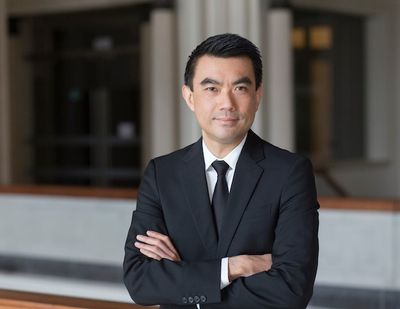 Dr Eugene Tan