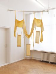 Exhibition View: Dan Lie, Remains Remembering, Barbara Wein, Berlin (25 April–9 August 2024). Courtesy Barbara Wein.
