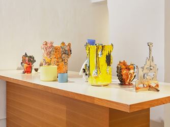 Exhibition view: Group Exhibition, ±8 － A Group Exhibition of Contemporary Ceramics, SHOP Taka Ishii Gallery, Hong Kong (12 July–8 September 2019). Courtesy SHOP Taka Ishii Gallery. Photo: KITMIN LEE.