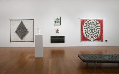 Rohan Wealleans, Dark White Light Black, 2014, Exhibition view, Roslyn Oxley9 Gallery, Sydney. Courtesy Roslyn Oxley9 Gallery, Sydney.