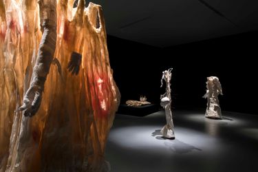 Exhibition view: Azade Köker, Murder of a Mannequin, Zilberman Gallery, Istanbul (7 September–4 December 2021). Courtesy Zilberman Gallery.
